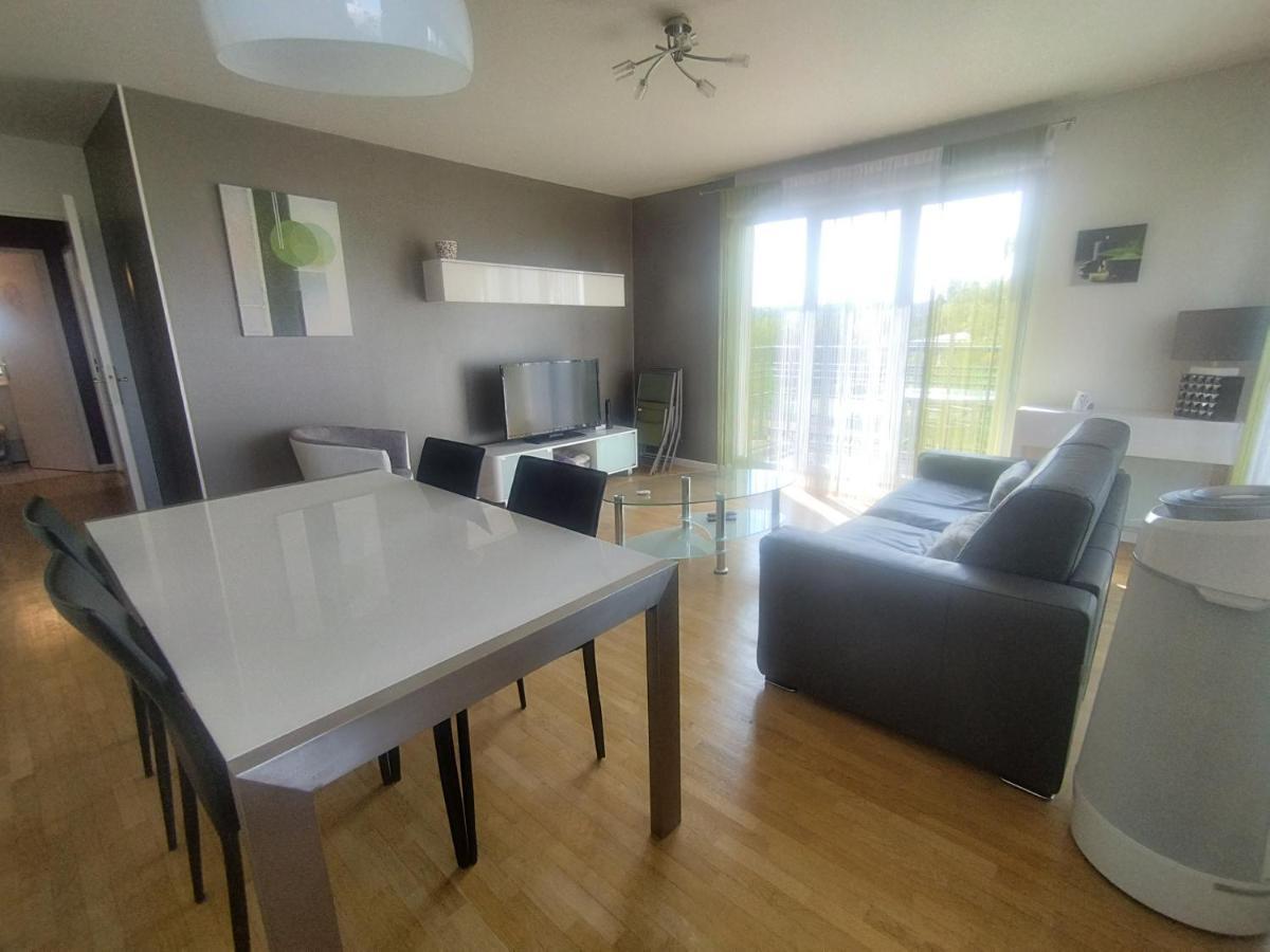 Appartamento Bord De Seine Carrières-sous-Poissy Esterno foto